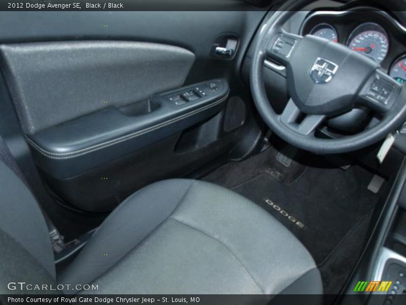 Black / Black 2012 Dodge Avenger SE