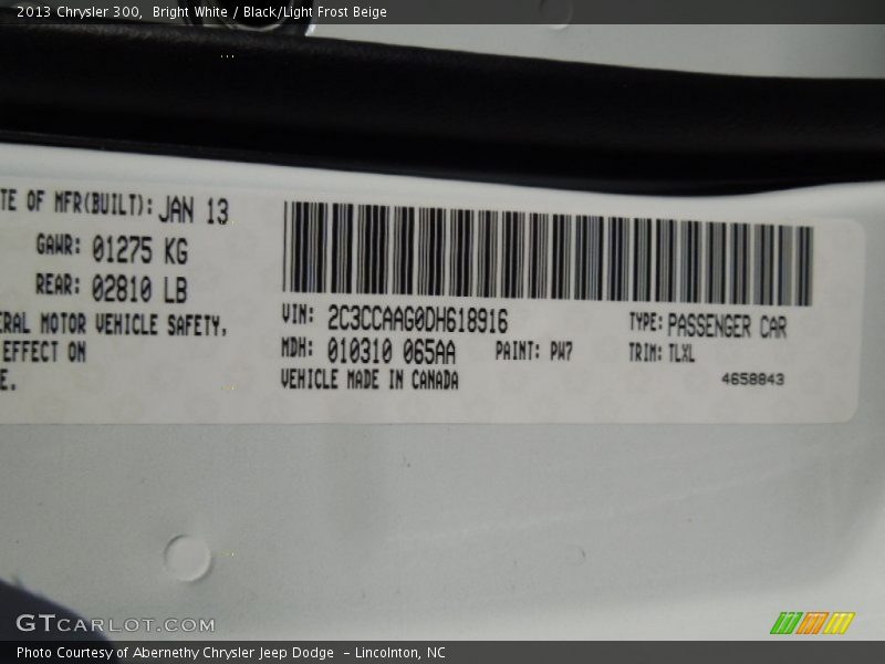 Bright White / Black/Light Frost Beige 2013 Chrysler 300