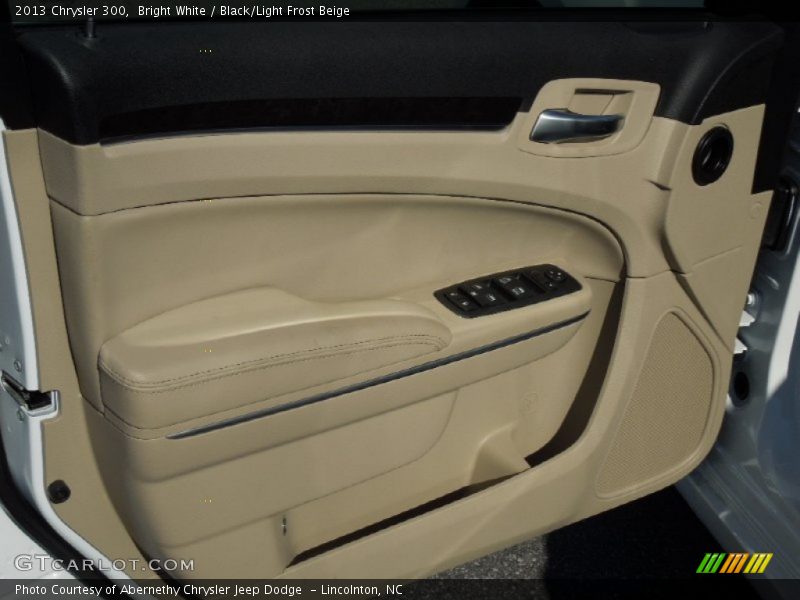 Bright White / Black/Light Frost Beige 2013 Chrysler 300