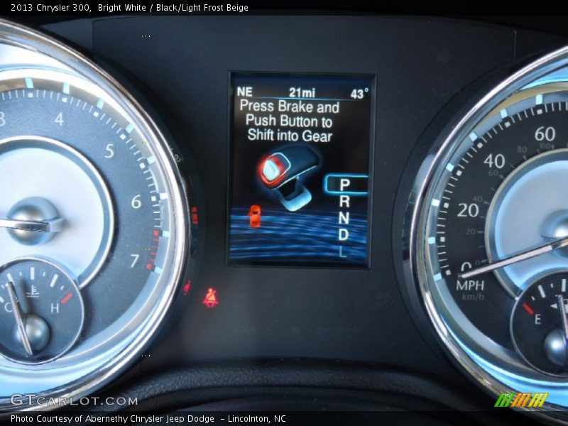 Bright White / Black/Light Frost Beige 2013 Chrysler 300
