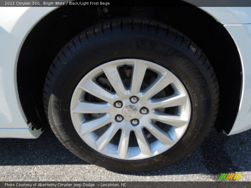 Bright White / Black/Light Frost Beige 2013 Chrysler 300