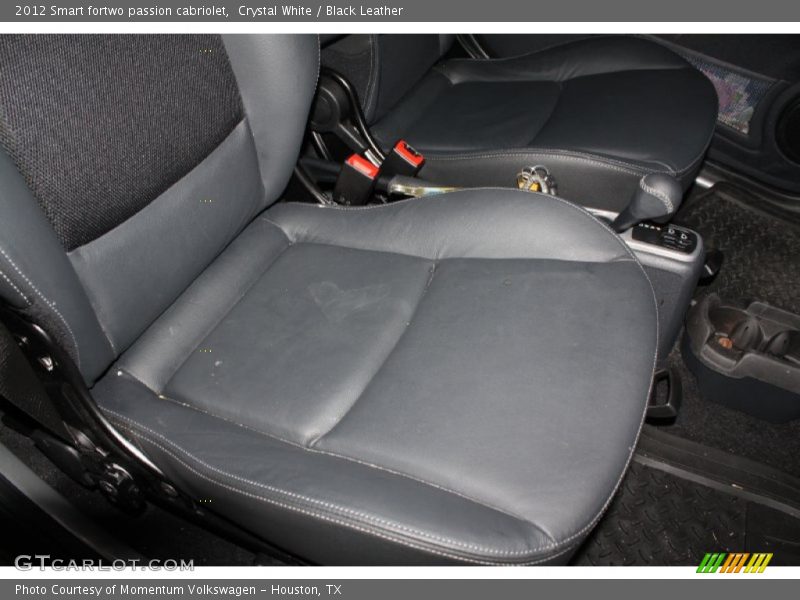Crystal White / Black Leather 2012 Smart fortwo passion cabriolet