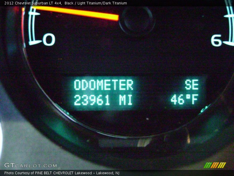 Black / Light Titanium/Dark Titanium 2012 Chevrolet Suburban LT 4x4