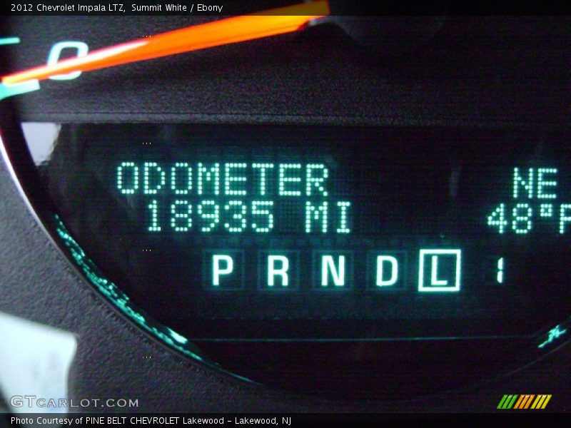 Summit White / Ebony 2012 Chevrolet Impala LTZ
