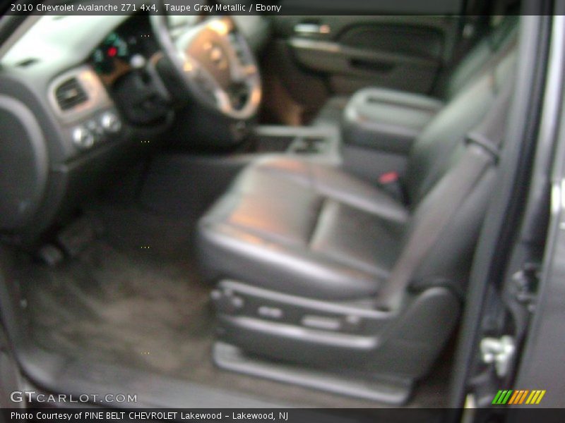 Taupe Gray Metallic / Ebony 2010 Chevrolet Avalanche Z71 4x4