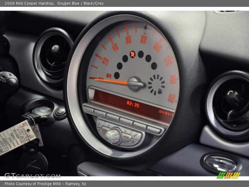 Oxygen Blue / Black/Grey 2009 Mini Cooper Hardtop