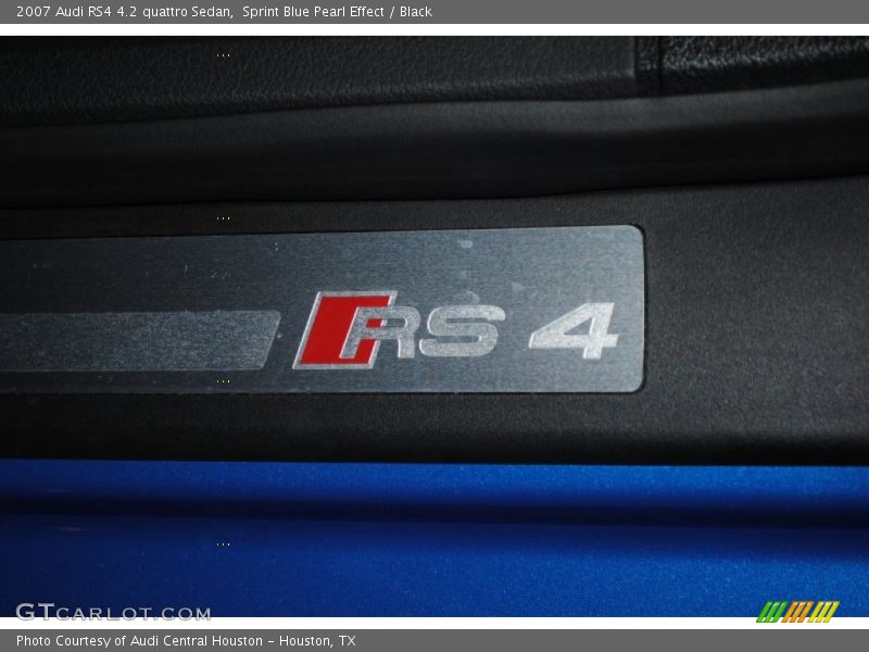  2007 RS4 4.2 quattro Sedan Logo