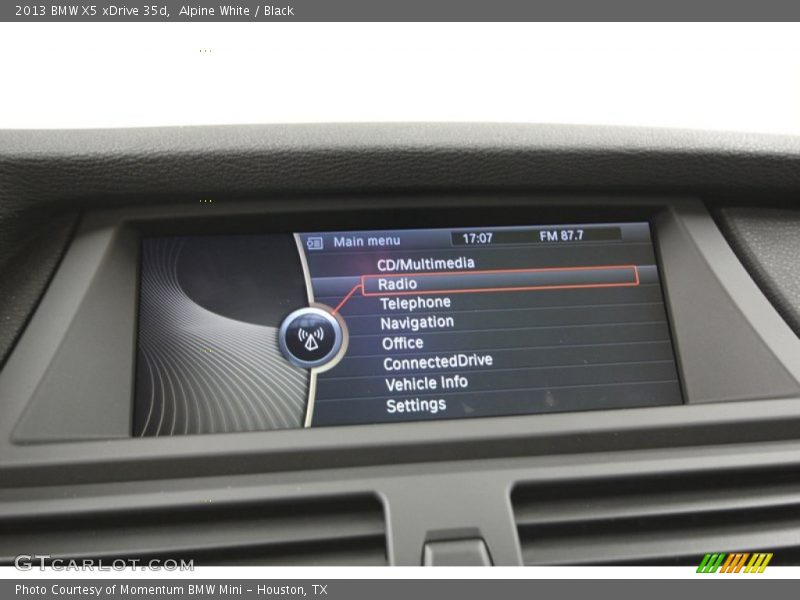 Alpine White / Black 2013 BMW X5 xDrive 35d