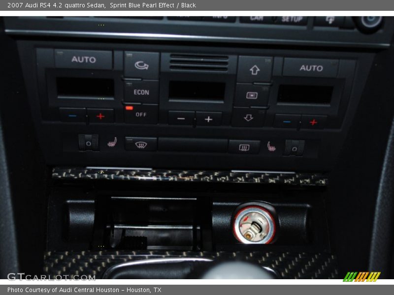 Sprint Blue Pearl Effect / Black 2007 Audi RS4 4.2 quattro Sedan