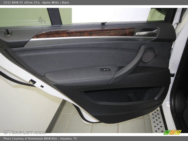 Alpine White / Black 2013 BMW X5 xDrive 35d