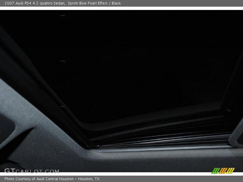 Sprint Blue Pearl Effect / Black 2007 Audi RS4 4.2 quattro Sedan