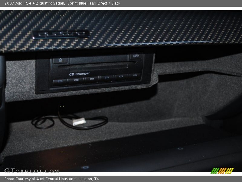 Sprint Blue Pearl Effect / Black 2007 Audi RS4 4.2 quattro Sedan