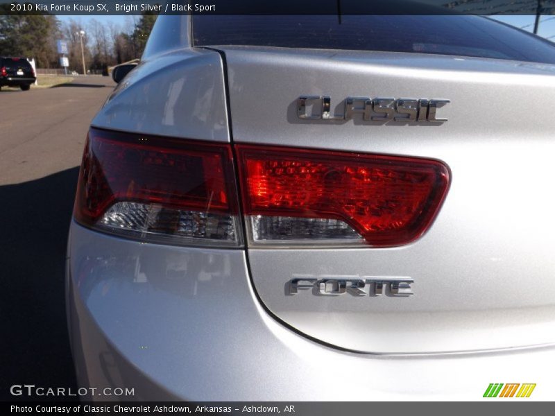 Bright Silver / Black Sport 2010 Kia Forte Koup SX