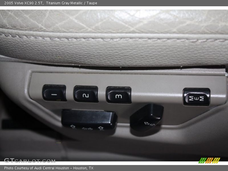 Titanium Gray Metallic / Taupe 2005 Volvo XC90 2.5T