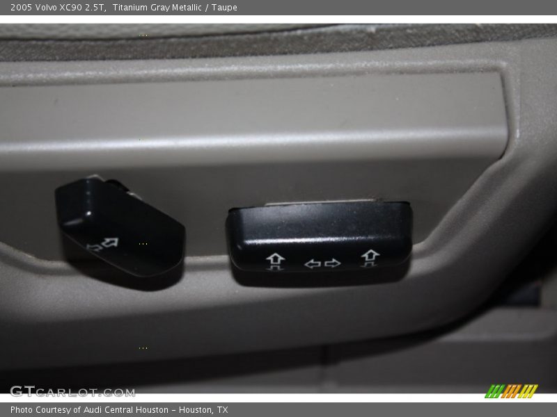 Titanium Gray Metallic / Taupe 2005 Volvo XC90 2.5T