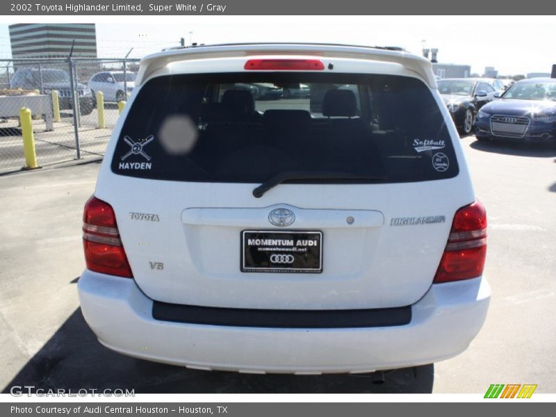 Super White / Gray 2002 Toyota Highlander Limited