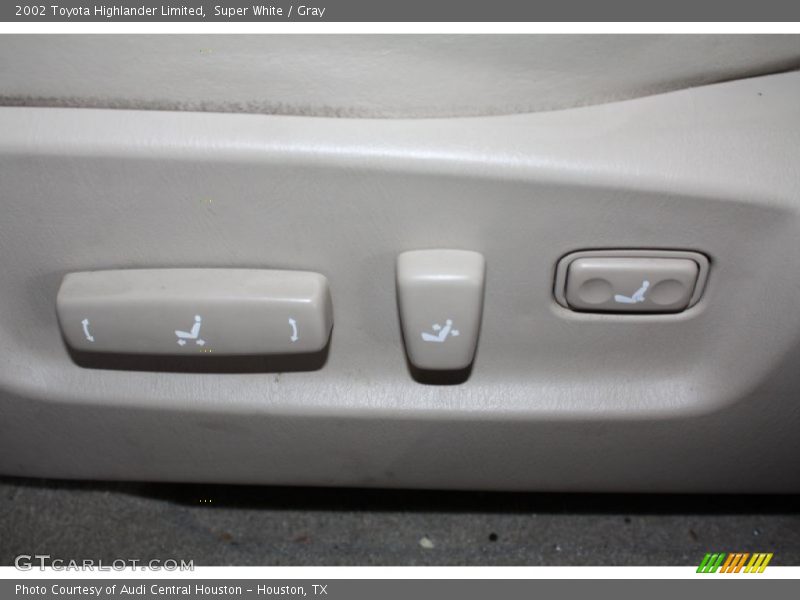 Super White / Gray 2002 Toyota Highlander Limited