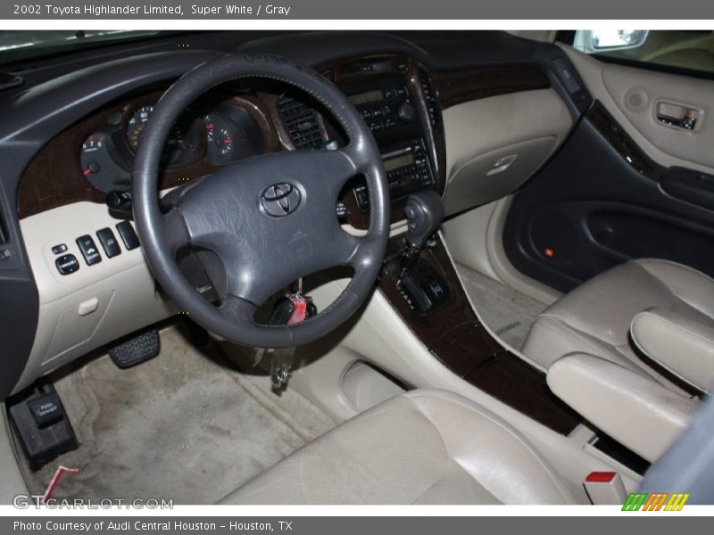 Super White / Gray 2002 Toyota Highlander Limited