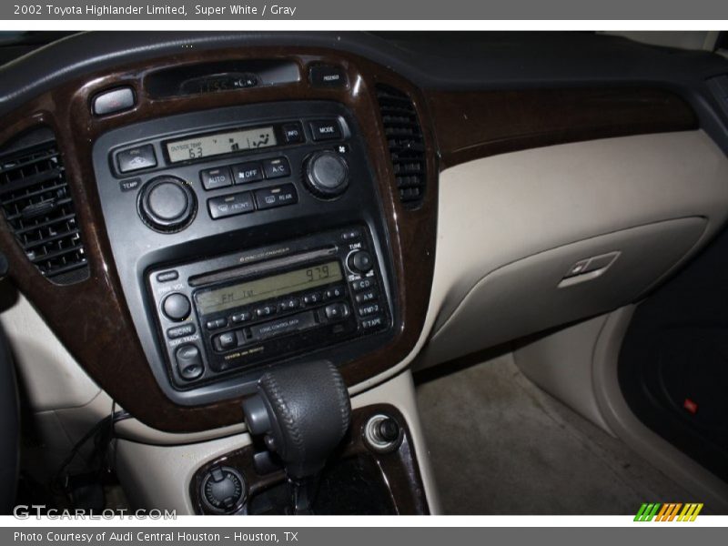 Super White / Gray 2002 Toyota Highlander Limited