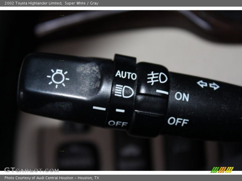 Super White / Gray 2002 Toyota Highlander Limited