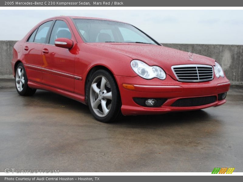 Front 3/4 View of 2005 C 230 Kompressor Sedan