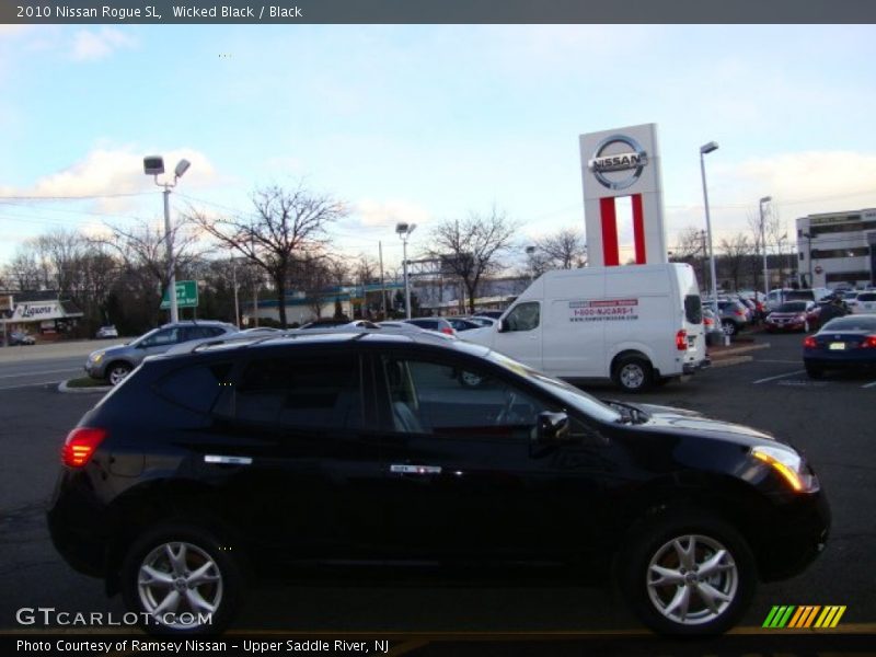 Wicked Black / Black 2010 Nissan Rogue SL