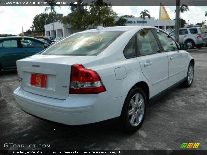 Ice White / Dark Beige/Quartz 2006 Volvo S40 2.4i
