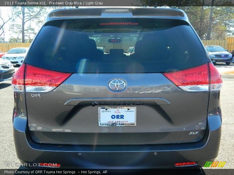 Predawn Gray Mica / Light Gray 2013 Toyota Sienna XLE