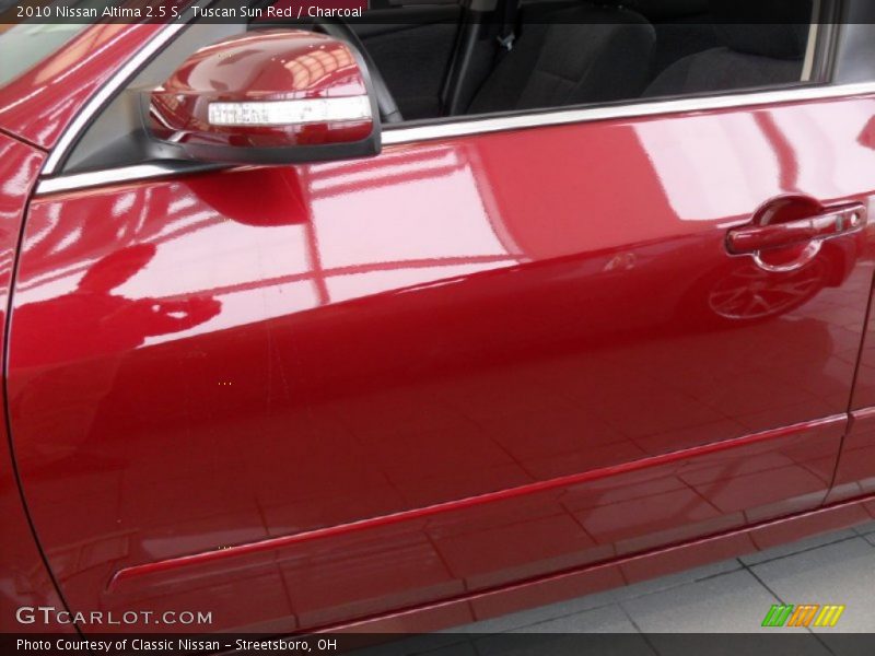 Tuscan Sun Red / Charcoal 2010 Nissan Altima 2.5 S