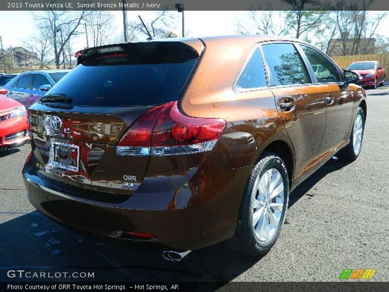 Sunset Bronze Metallic / Ivory 2013 Toyota Venza LE