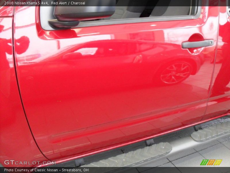 Red Alert / Charcoal 2008 Nissan Xterra S 4x4