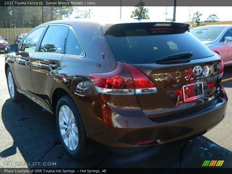 Sunset Bronze Metallic / Ivory 2013 Toyota Venza LE