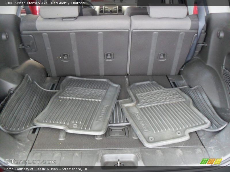 Red Alert / Charcoal 2008 Nissan Xterra S 4x4