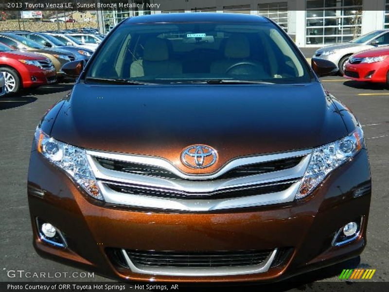 Sunset Bronze Metallic / Ivory 2013 Toyota Venza LE