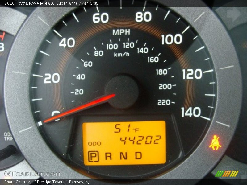 Super White / Ash Gray 2010 Toyota RAV4 I4 4WD