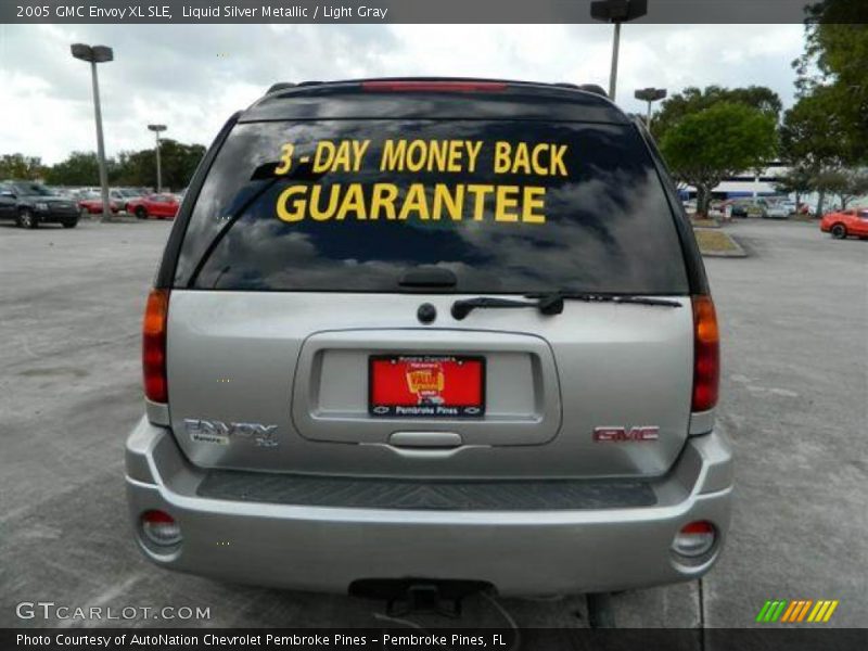 Liquid Silver Metallic / Light Gray 2005 GMC Envoy XL SLE
