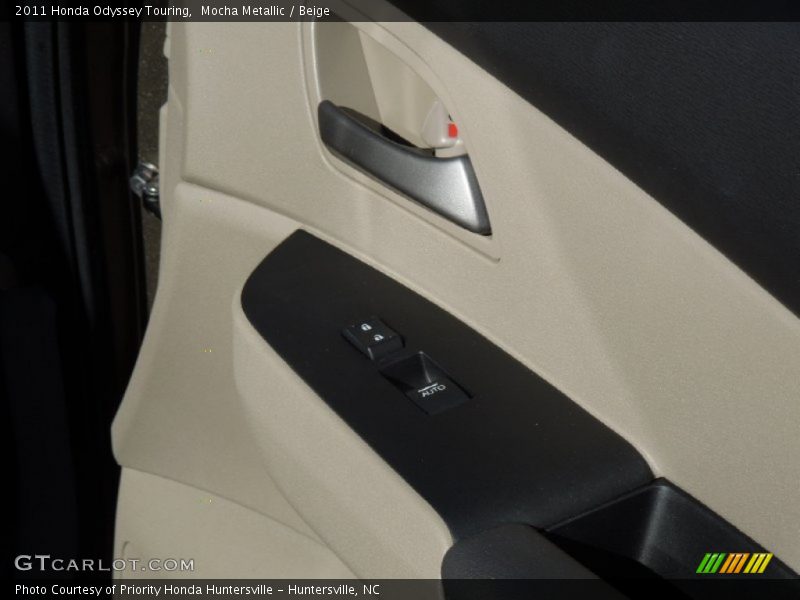 Mocha Metallic / Beige 2011 Honda Odyssey Touring