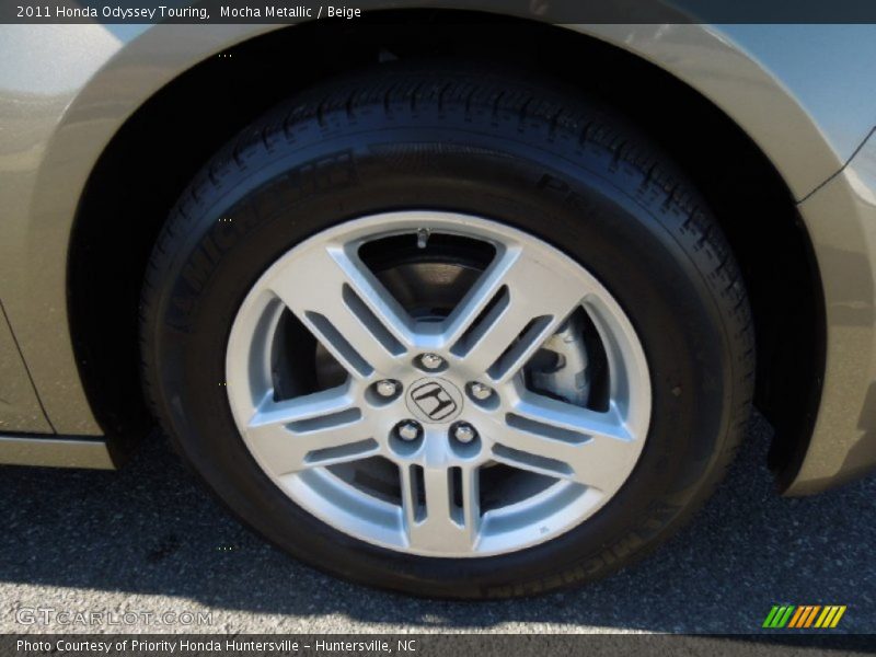 Mocha Metallic / Beige 2011 Honda Odyssey Touring