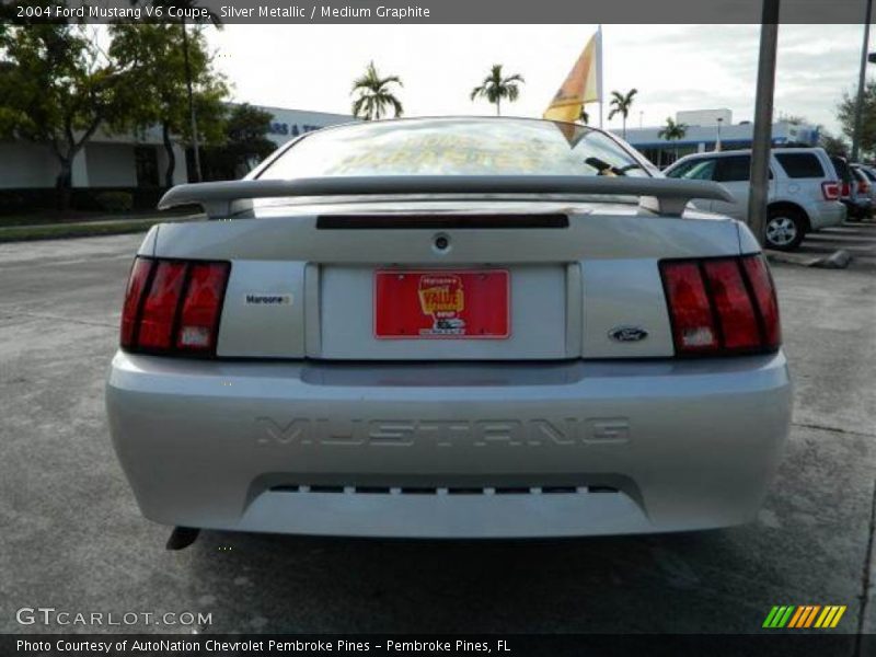Silver Metallic / Medium Graphite 2004 Ford Mustang V6 Coupe