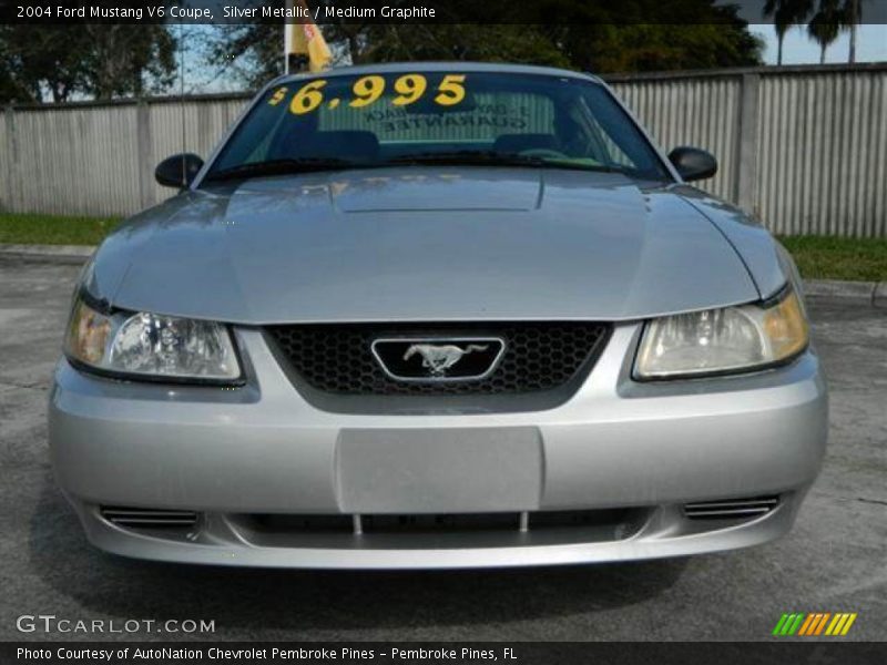 Silver Metallic / Medium Graphite 2004 Ford Mustang V6 Coupe