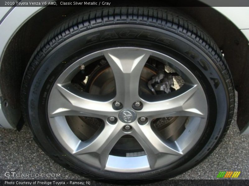 Classic Silver Metallic / Gray 2010 Toyota Venza V6 AWD