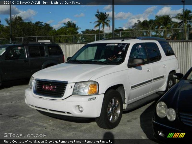 Summit White / Dark Pewter 2004 GMC Envoy XUV SLE