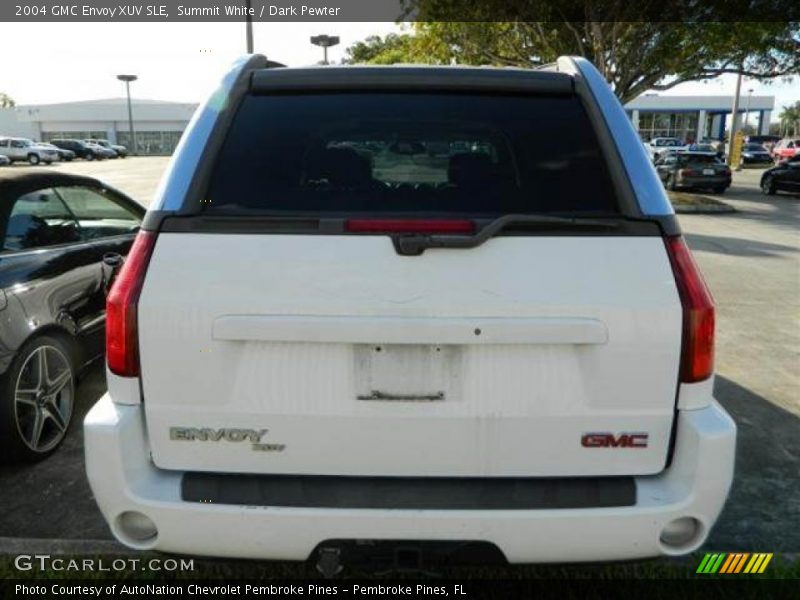 Summit White / Dark Pewter 2004 GMC Envoy XUV SLE