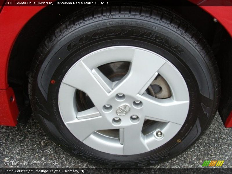 Barcelona Red Metallic / Bisque 2010 Toyota Prius Hybrid IV