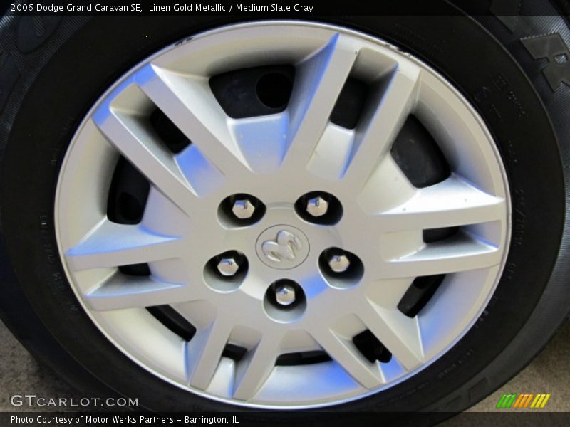 Linen Gold Metallic / Medium Slate Gray 2006 Dodge Grand Caravan SE