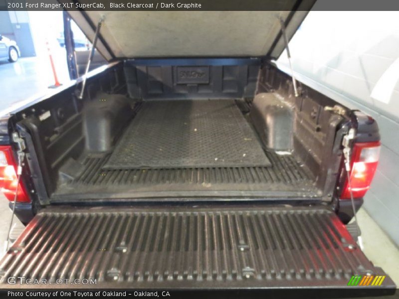 Black Clearcoat / Dark Graphite 2001 Ford Ranger XLT SuperCab