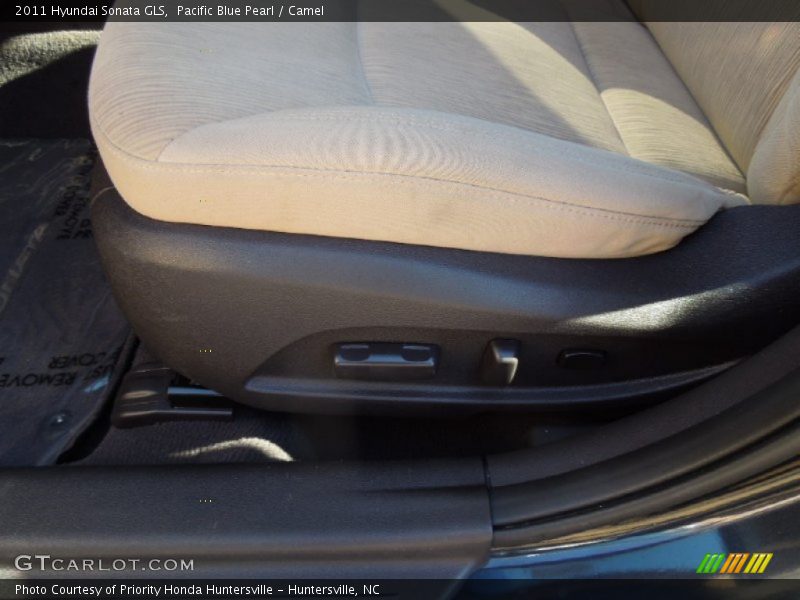 Pacific Blue Pearl / Camel 2011 Hyundai Sonata GLS