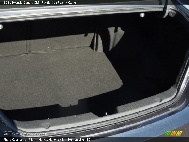 Pacific Blue Pearl / Camel 2011 Hyundai Sonata GLS