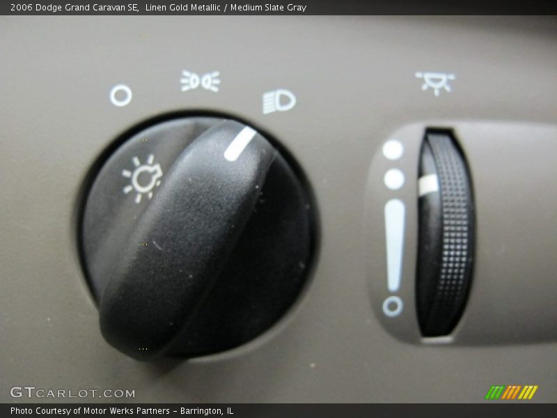 Linen Gold Metallic / Medium Slate Gray 2006 Dodge Grand Caravan SE