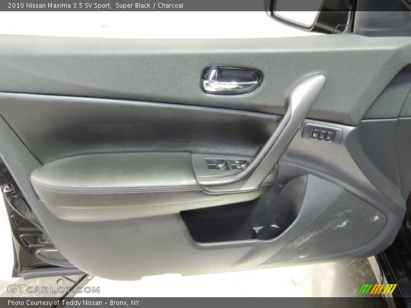 Super Black / Charcoal 2010 Nissan Maxima 3.5 SV Sport
